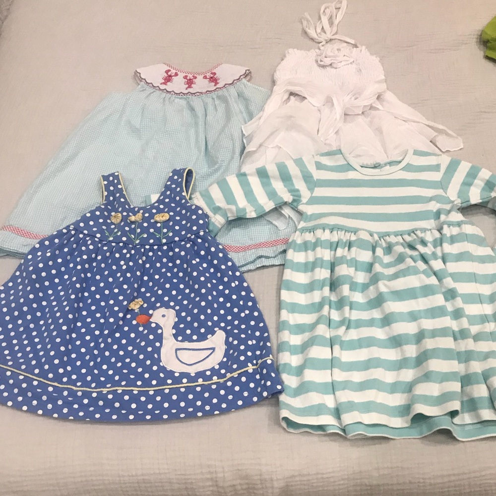 Girls 4pcs dress bundle. Size 2T.
